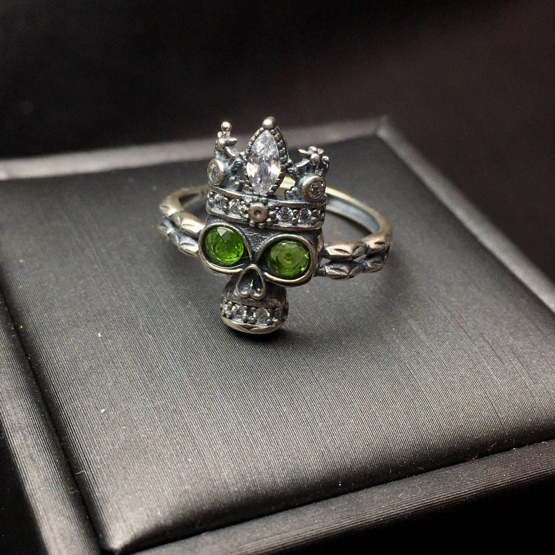 Natural diopside skull ring s925 silver