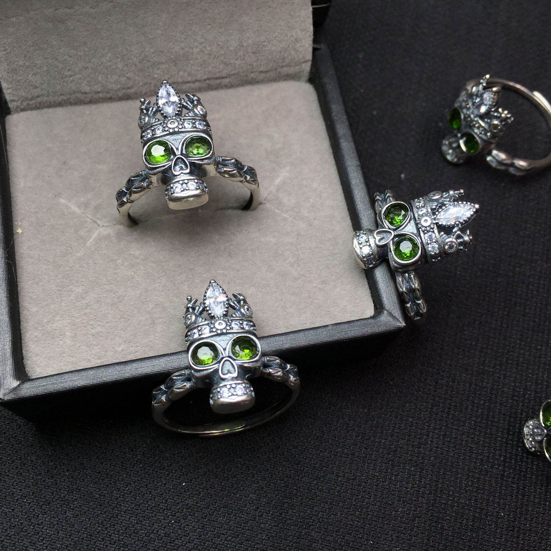 Natural diopside skull ring s925 silver